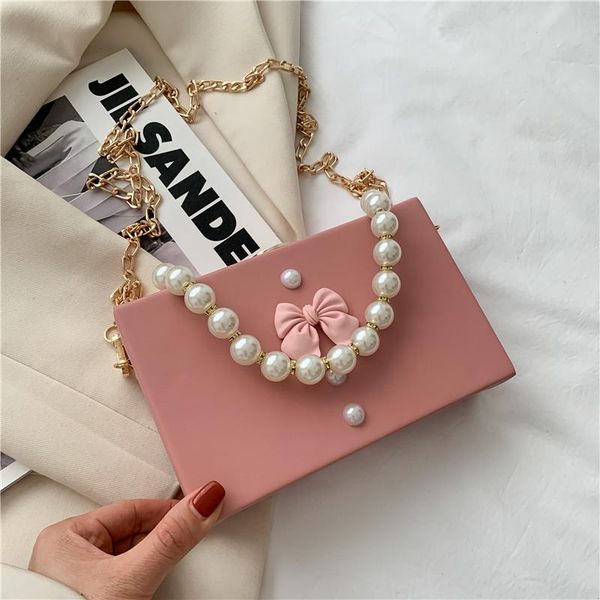 bag 2021 summer fashionable stylish shoulder chain messenger small square underarm women's bags
bag 2021 summer fashionable stylish shoulder chain messenger small square underarm women's bags