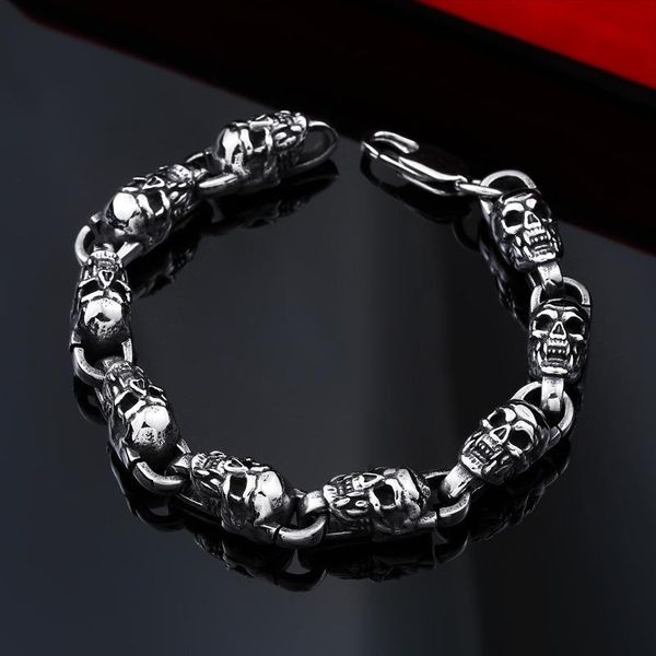 charm bracelets tibetan god personality punk sportsman equipment domineering skull bracelet for men jewelry, Golden;silver
charm bracelets tibetan god personality punk sportsman equipment domineering skull bracelet for men jewelry, Golden;silver