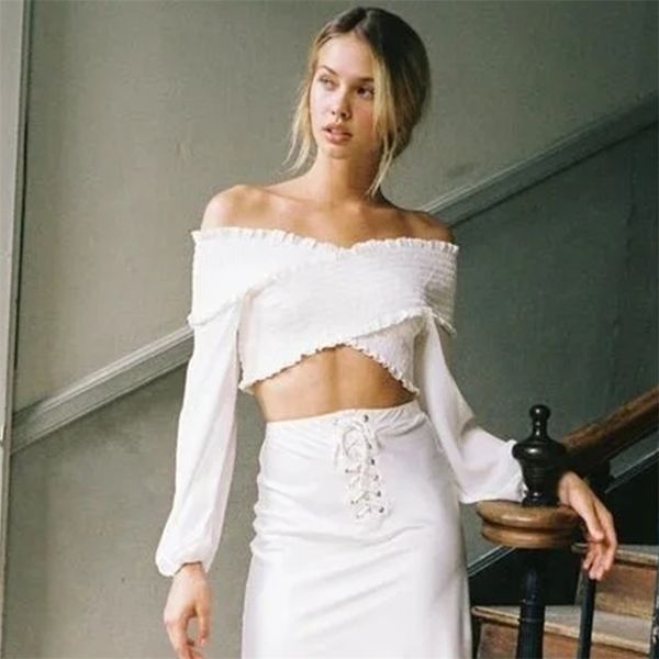 off shoulder white crop blouse women long sleeve casual shirt chic ladies female autumn winter 210427
off shoulder white crop blouse women long sleeve casual shirt chic ladies female autumn winter 210427