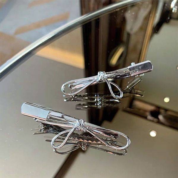 FyOV nana's same super simple bowknot versatile duckbill barrettes hair clips temperament ins butterfly butterfly girl's sweet hairpin side, Golden;silver
FyOV nana's same super simple bowknot versatile duckbill barrettes hair clips temperament ins butterfly butterfly girl's sweet hairpin side, Golden;silver