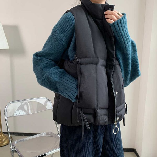 women's autumn winter cotton vest sleeveless jacket zipper korean-loose solid color drawstring waistcoat fashion 210607, Black;white
women's autumn winter cotton vest sleeveless jacket zipper korean-loose solid color drawstring waistcoat fashion 210607, Black;white