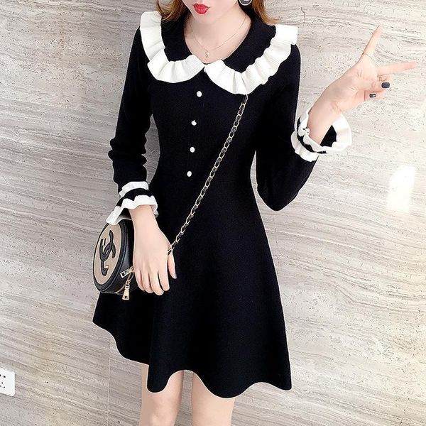 french vintage dresses women casual button elegant party dress square collar long sleeve black korean clothing 2021 autumn, Black;gray
french vintage dresses women casual button elegant party dress square collar long sleeve black korean clothing 2021 autumn, Black;gray