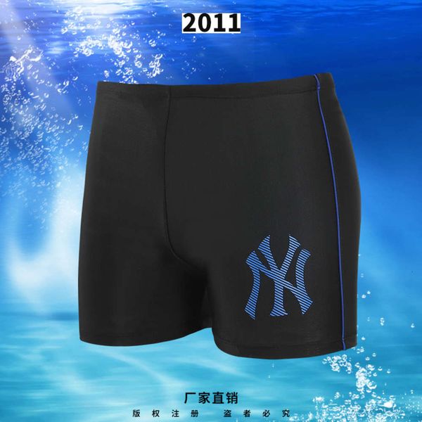 men's shorts men's flat corner swimming quick drying elastic large fashion printed black beach pants, White;black
men's shorts men's flat corner swimming quick drying elastic large fashion printed black beach pants, White;black