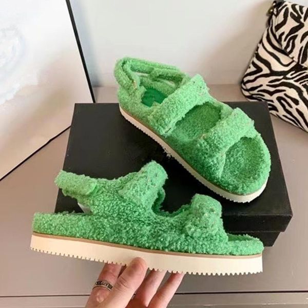sandals 2021 autumn and winter fashion women's thick soled wool rose red casual flat shoes brand outer wear fluffy slippers, Black
sandals 2021 autumn and winter fashion women's thick soled wool rose red casual flat shoes brand outer wear fluffy slippers, Black