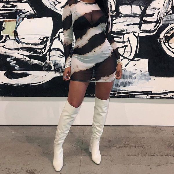 casual dresses avv 2021 autumn woman fashion stripe perspective round neck pullover long sleeve high waist short party dress, Black;gray
casual dresses avv 2021 autumn woman fashion stripe perspective round neck pullover long sleeve high waist short party dress, Black;gray