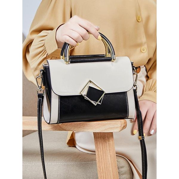pineapple bag women's 2021 fashion spring summer contrast leather handbag trend one shoulder messeng clutch bags
pineapple bag women's 2021 fashion spring summer contrast leather handbag trend one shoulder messeng clutch bags