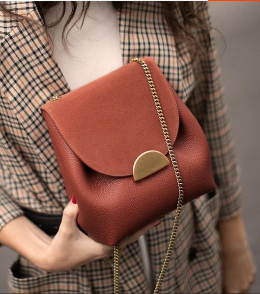 evening bags french niche design bucket bag women's autumn/winter 2021 chain one-shoulder sloping
evening bags french niche design bucket bag women's autumn/winter 2021 chain one-shoulder sloping