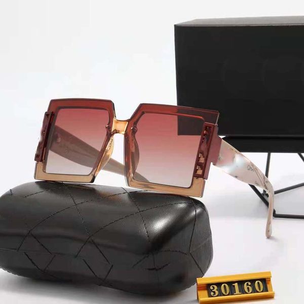 sunglasses for men and women summer style anti-ultraviolet retro plate square full frame fashion random box, White;black
sunglasses for men and women summer style anti-ultraviolet retro plate square full frame fashion random box, White;black