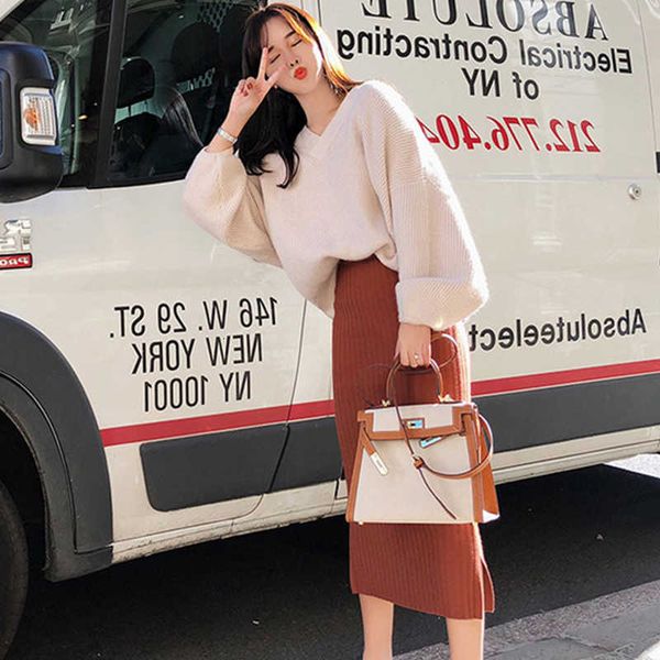 two piece dress women's suit with knitted skirt solid spring autumn sweater lantern sleeve v neck ladies suits clothing for female glqf, White
two piece dress women's suit with knitted skirt solid spring autumn sweater lantern sleeve v neck ladies suits clothing for female glqf, White