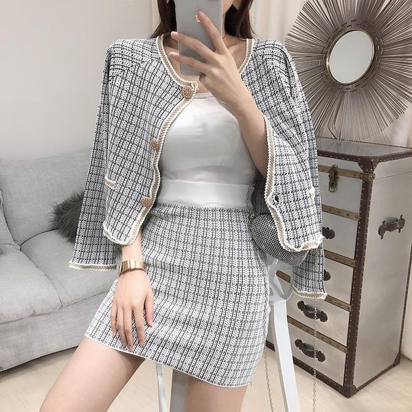 two piece dress 2021 autumn women fashion knitting cardigans + skirt 2pcs suit long-sleeved single breasted elegant female knit set, White
two piece dress 2021 autumn women fashion knitting cardigans + skirt 2pcs suit long-sleeved single breasted elegant female knit set, White