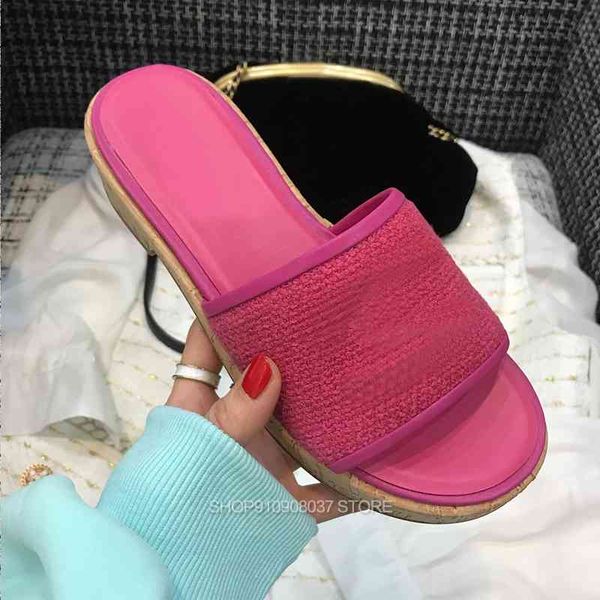 2021 new designer brand women wood grain sole platform leather candy color summer ankle strap fashion shoes, Black
2021 new designer brand women wood grain sole platform leather candy color summer ankle strap fashion shoes, Black