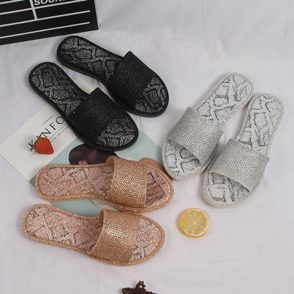 summer style fashion shimmering powder casual versatile indoors and outdoors wear flat anti-slip wear-resistant sandals, Black
summer style fashion shimmering powder casual versatile indoors and outdoors wear flat anti-slip wear-resistant sandals, Black