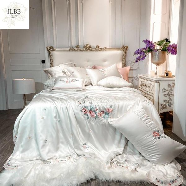 bedding sets white 800tc tencel summer soft breathable pastoral flower embroidery set king duvet cover bed sheet pillowcases
bedding sets white 800tc tencel summer soft breathable pastoral flower embroidery set king duvet cover bed sheet pillowcases