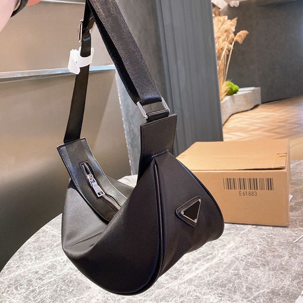 designers plain waist bags fashion women shoulder bag men crossbody artwork handbag purse wallet coin holder
designers plain waist bags fashion women shoulder bag men crossbody artwork handbag purse wallet coin holder
