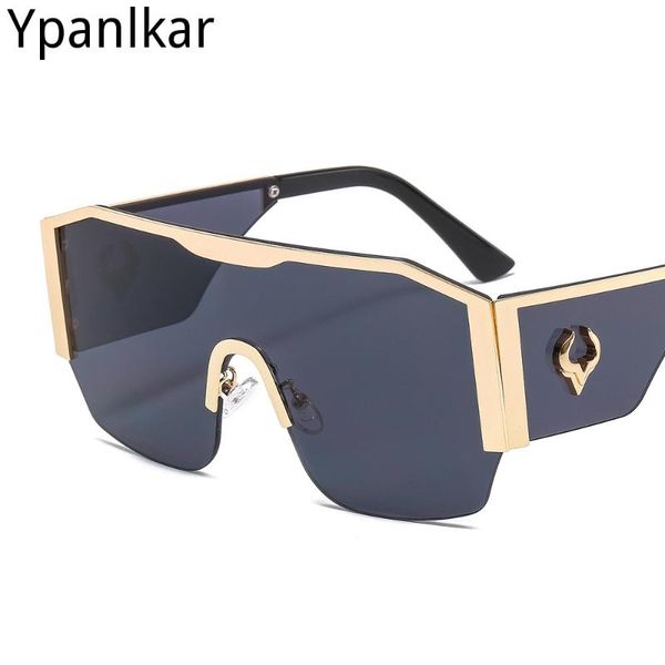 sunglasses 2021 conjoined metal oversized frame fashion personality decoration driving brand design, White;black
sunglasses 2021 conjoined metal oversized frame fashion personality decoration driving brand design, White;black
