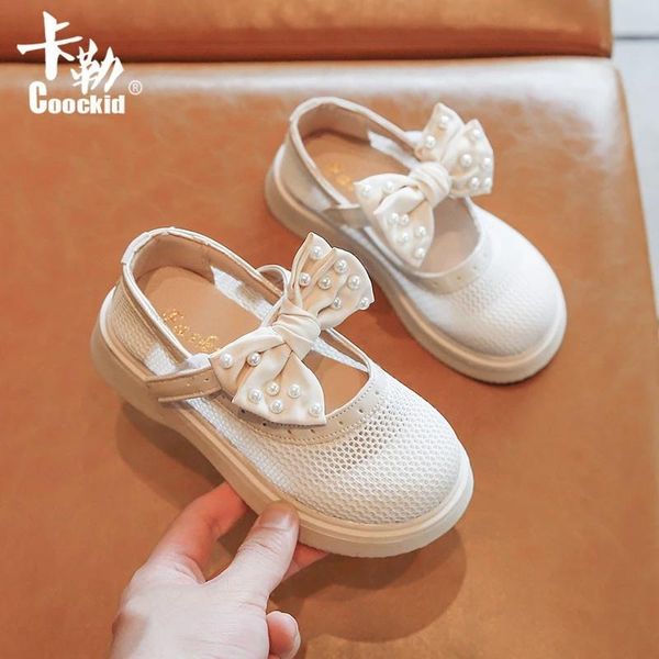 sandals children's leather shoes 2021 summer girls pearl bow-knot mesh princess little breathable single sweet, Black;red
sandals children's leather shoes 2021 summer girls pearl bow-knot mesh princess little breathable single sweet, Black;red