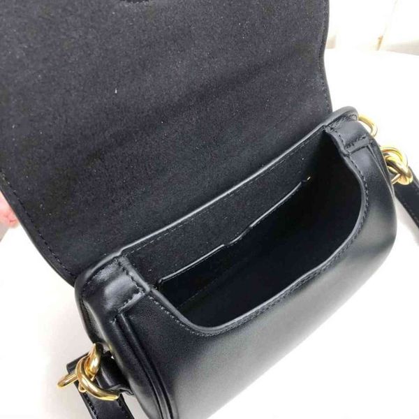 large-capacity swomen's new bag 2021, star's one shoulder messenger , super versatile and portable handbag zlydesigner
large-capacity swomen's new bag 2021, star's one shoulder messenger , super versatile and portable handbag zlydesigner