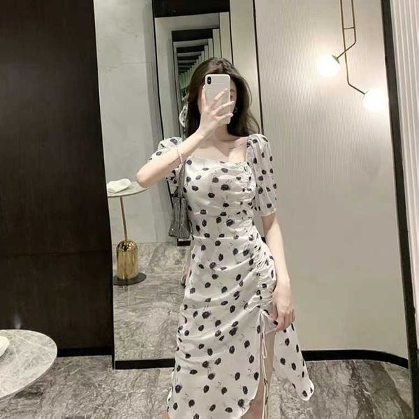 women's 2021 summer dign french wave point chiffon square neck small spring and autumn drs, Black;gray
women's 2021 summer dign french wave point chiffon square neck small spring and autumn drs, Black;gray