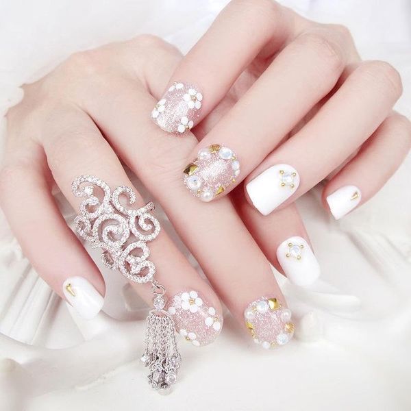 false nails fashion beautiful bride rhinestone pearl embellishment decorative fake nail patch diy art jewelry accessories, Red;gold
false nails fashion beautiful bride rhinestone pearl embellishment decorative fake nail patch diy art jewelry accessories, Red;gold