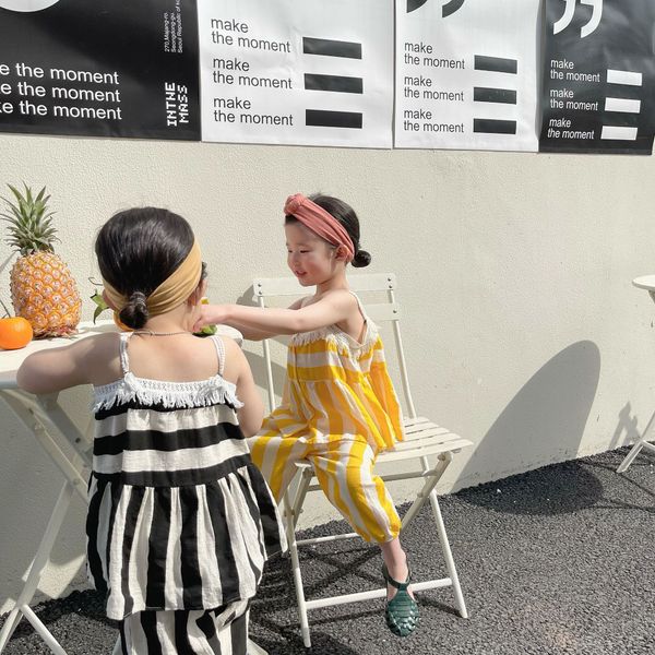girls shirt +shorts 2pcs kids cotton spring autumn retro formal sport performance teenagers children sets outfits, White
girls shirt +shorts 2pcs kids cotton spring autumn retro formal sport performance teenagers children sets outfits, White