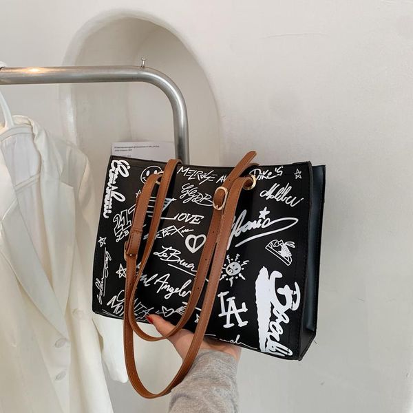 evening bags bag 
evening bags bag