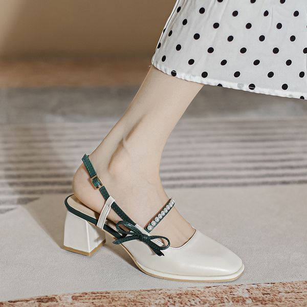 baotou sandal lady 2021 summer bow pearl square head fairy high heel mary jane thick single shoe
baotou sandal lady 2021 summer bow pearl square head fairy high heel mary jane thick single shoe