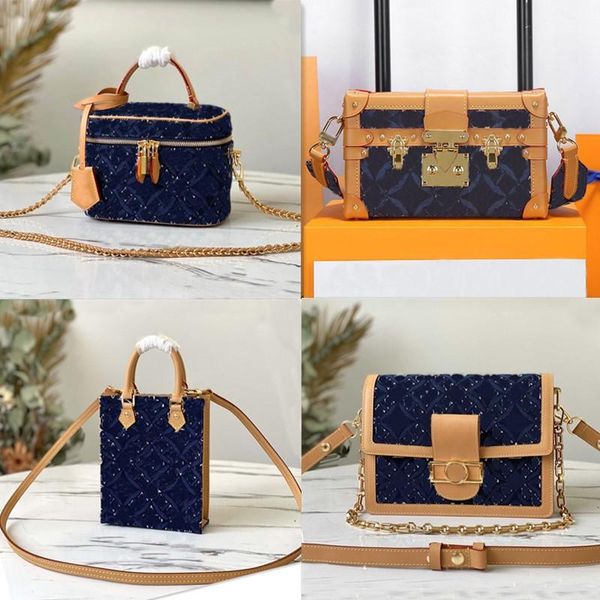 wholesale denim blue handbag women shoulder bag fashion retro canvas with leather crossbody bags letter flower decoration designerbag
wholesale denim blue handbag women shoulder bag fashion retro canvas with leather crossbody bags letter flower decoration designerbag