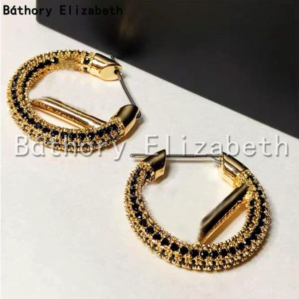 elizabety women's earrings with letter inlay zircon titanium steel stud gold hypoallergenic earring, Golden;silver
elizabety women's earrings with letter inlay zircon titanium steel stud gold hypoallergenic earring, Golden;silver