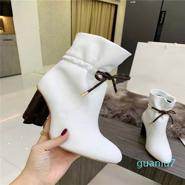 fashion boots high heel temperament cowhide real leather black white classic plum blossom heels letter slip on ankle booties size 34-42
fashion boots high heel temperament cowhide real leather black white classic plum blossom heels letter slip on ankle booties size 34-42