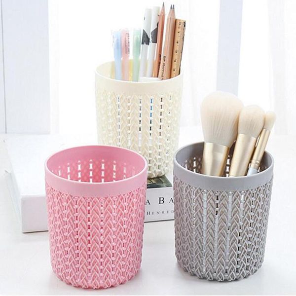 bathroom storage & organization cylindrical hollow makeup brush box rattan woven tool finishing container
bathroom storage & organization cylindrical hollow makeup brush box rattan woven tool finishing container