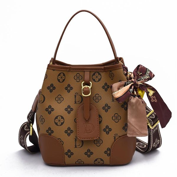 evening bags fashion large capacity printed pu leather women's bucket shoulder crossbody luxury designer handbag purse for women
evening bags fashion large capacity printed pu leather women's bucket shoulder crossbody luxury designer handbag purse for women