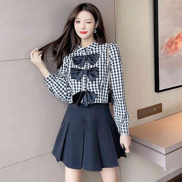 summer elegant office lady long sleeve stand collar plaid bowknot shirt + high waist draped mini skirt two piece set 210514, White
summer elegant office lady long sleeve stand collar plaid bowknot shirt + high waist draped mini skirt two piece set 210514, White