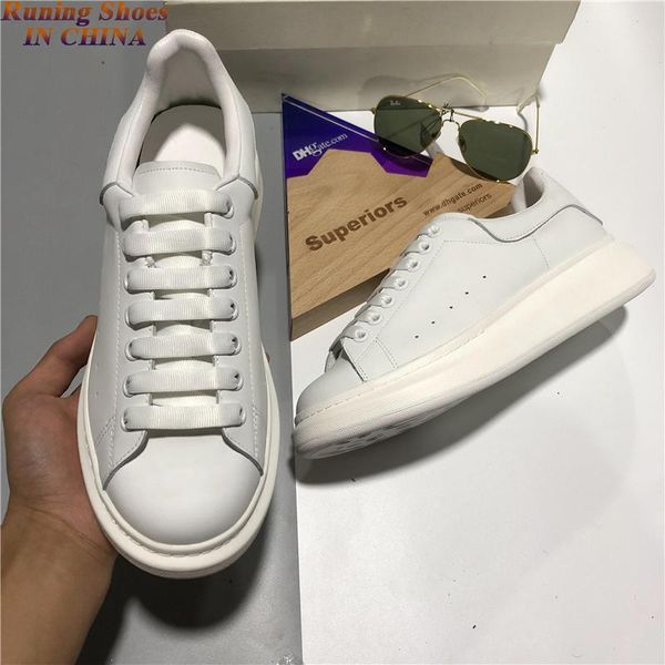 casual shoes men women designers shoe 3m reflective sneakers fashion genuine leather velet outdoor platform new hop999
casual shoes men women designers shoe 3m reflective sneakers fashion genuine leather velet outdoor platform new hop999