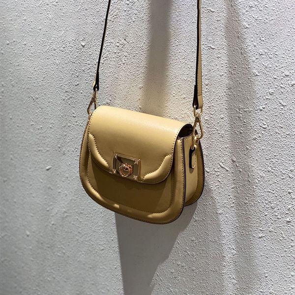 70% off design handbag women's leather bag 2021 new summer fashion one shoulder messenger bag gdgj, Red;black
70% off design handbag women's leather bag 2021 new summer fashion one shoulder messenger bag gdgj, Red;black