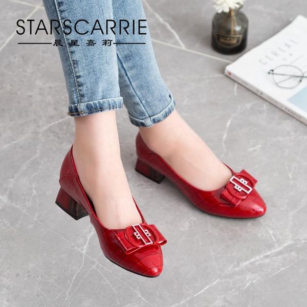 dress shoes burgundy patent leather thick heel 2021 all-match shallow mouth mid-heel mother, Black
dress shoes burgundy patent leather thick heel 2021 all-match shallow mouth mid-heel mother, Black