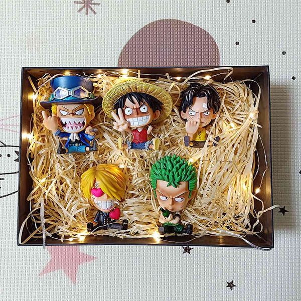 pirate king's self-confidence luffy picks nose, essoron model, ornaments, toy cake, baking gift model
pirate king's self-confidence luffy picks nose, essoron model, ornaments, toy cake, baking gift model