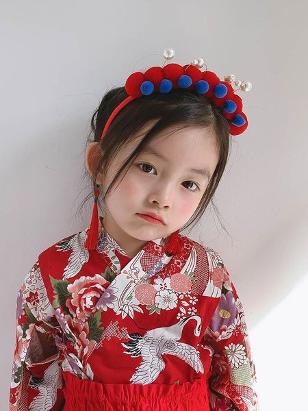 hair accessories chinese opera pearl tassel headband interesting ball rhinestone suitable for performing holiday gifts, Slivery;white
hair accessories chinese opera pearl tassel headband interesting ball rhinestone suitable for performing holiday gifts, Slivery;white