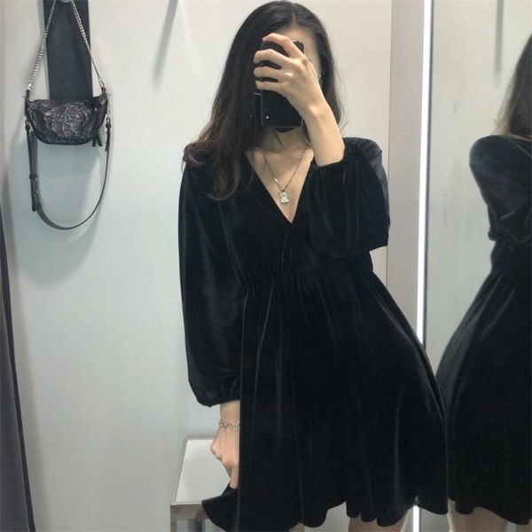 autumn women french retro v-neck long-sleeved waist slimming velvet black mini dress casual dresses, Black;gray
autumn women french retro v-neck long-sleeved waist slimming velvet black mini dress casual dresses, Black;gray