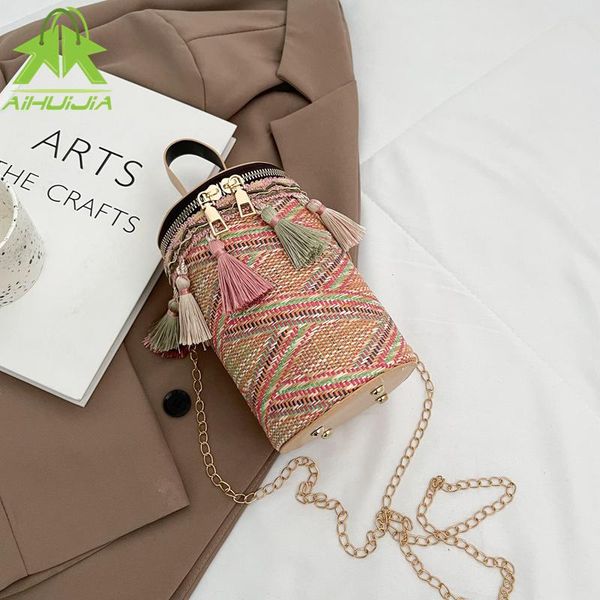 shoulder bags autumn color tassel bucket bag fashion messenger boutique casual versatile hand luxury woman
shoulder bags autumn color tassel bucket bag fashion messenger boutique casual versatile hand luxury woman