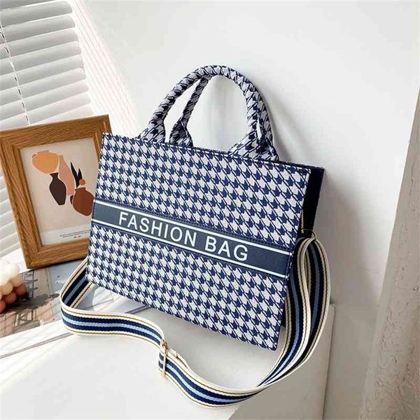 designer sale texture printing large capacity tote bag women's 2022 new versatile women's bag fashion women's bag
designer sale texture printing large capacity tote bag women's 2022 new versatile women's bag fashion women's bag