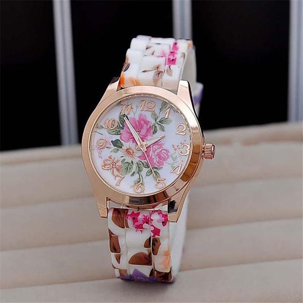 wristwatches 2021 fashion women girl watches silicone print flower causal quartz floral wrist ladies feminino mujer drop, Slivery;brown
wristwatches 2021 fashion women girl watches silicone print flower causal quartz floral wrist ladies feminino mujer drop, Slivery;brown