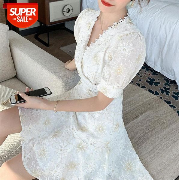 net red retro palace dress temperament v-neck embroidery white french high waist female #so3y, Black;gray
net red retro palace dress temperament v-neck embroidery white french high waist female #so3y, Black;gray