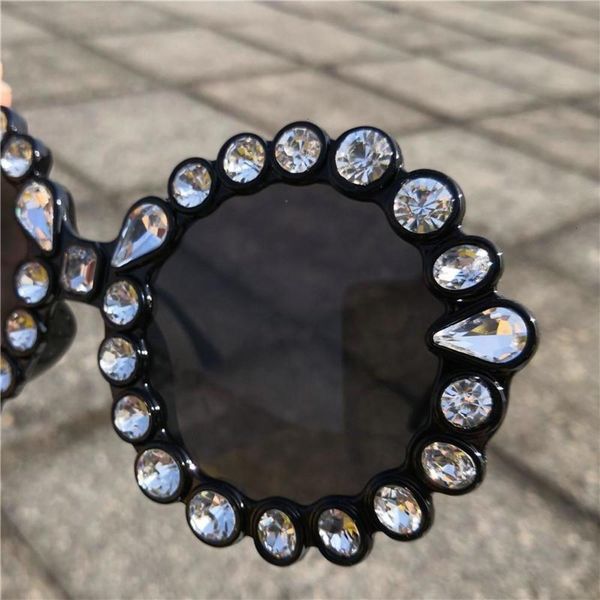 fashionable sun frames fashion women brand designer bling rhinestone round sunglasses vintage shades diamond for female fml, Black
fashionable sun frames fashion women brand designer bling rhinestone round sunglasses vintage shades diamond for female fml, Black
