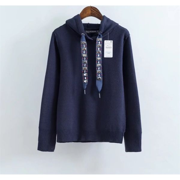 autumn new hooded jacket jewelry belt decorated with knit loose womens sweater, White;black
autumn new hooded jacket jewelry belt decorated with knit loose womens sweater, White;black