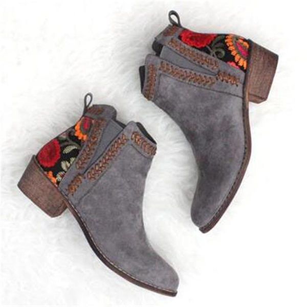 classic ankle boots women short autumn winter female slip on causal platform shoes woman flats plus size 35-43, Black
classic ankle boots women short autumn winter female slip on causal platform shoes woman flats plus size 35-43, Black