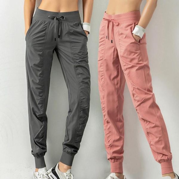 women's pants & capris simpold jogging women dry quickly synthetic summer sports sweatpants with two pockets femal trainning clothe, Black;white
women's pants & capris simpold jogging women dry quickly synthetic summer sports sweatpants with two pockets femal trainning clothe, Black;white