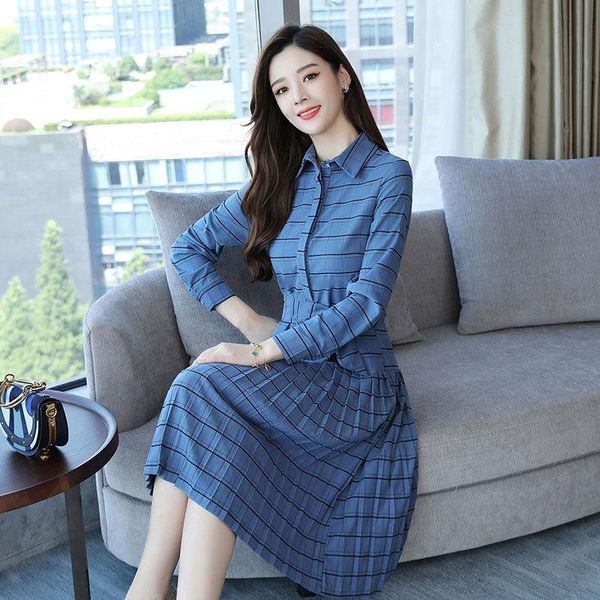 casual dresses 2021 autumn pattern european self-cultivation thin long sleeve temperament waist in longuette stripe dress, Black;gray
casual dresses 2021 autumn pattern european self-cultivation thin long sleeve temperament waist in longuette stripe dress, Black;gray