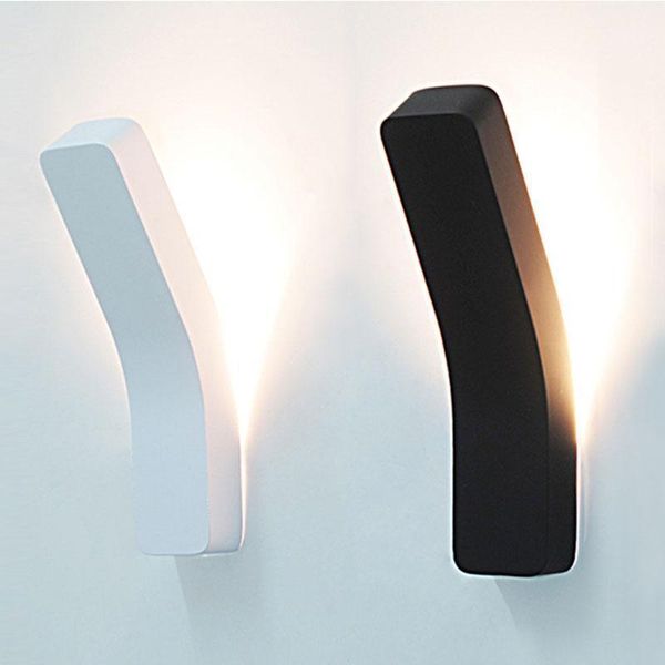 wall lamp simple modern bedroom led lamps black and white 5w light iron el study corridor lights bedside lighting1
wall lamp simple modern bedroom led lamps black and white 5w light iron el study corridor lights bedside lighting1