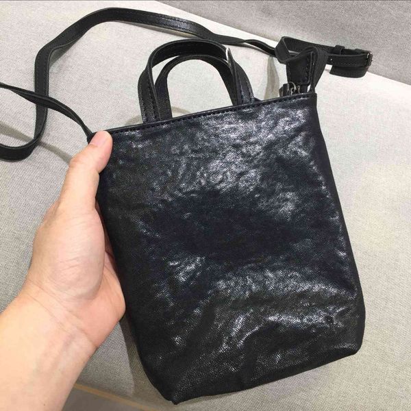 leather vegetable tanned sheepskin handmade casual clothing accessories women's single shoulder messenger bag handbag
leather vegetable tanned sheepskin handmade casual clothing accessories women's single shoulder messenger bag handbag
