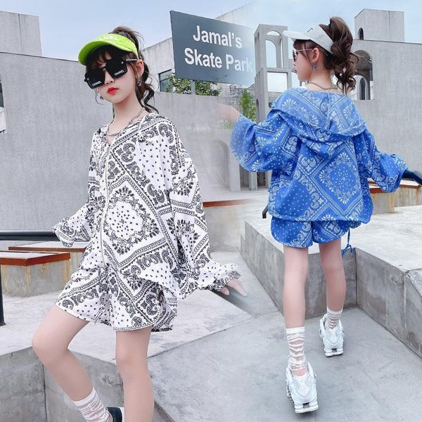 jackets girls foreign style sun protection suit children 2021 chinese blue and white porcelain two-piece, Blue;gray
jackets girls foreign style sun protection suit children 2021 chinese blue and white porcelain two-piece, Blue;gray
